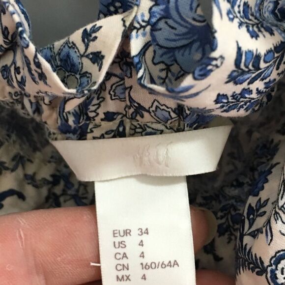NWOT H&M Romper Size 4 Blue and White 100% Cotton - Picture 2 of 3